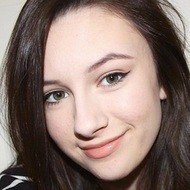 Maya Gibson, 25 (YouTube Star)