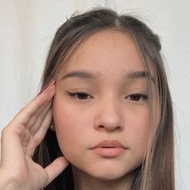 Maya Sofía, 20 (TikTok明星)