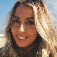 Mayleen, 36 (Pop Singer)