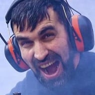 Meanwhile in the Garage, 44 (Звезда Youtube)