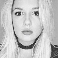 Megan Zelly, 29 (Instagram明星)