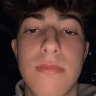 Megga, 19 (eSports Player)