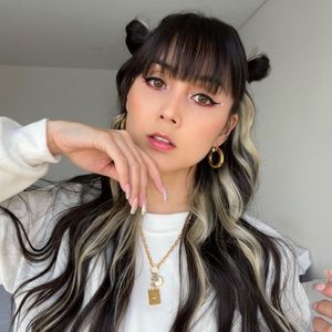 Megumi Hasebe, 32 (Actriz de Televisión)