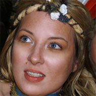 Melora Creager, 57 (大提琴手)
