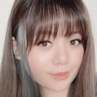 Meow Michelle, 30 (Звезда Youtube)