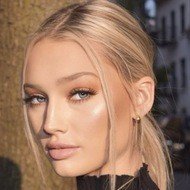 Meredith Duxbury, 25 (TikTok明星)