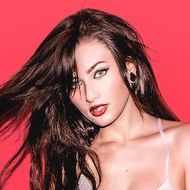 Merisiel Irum, 29 (Instagram Star)