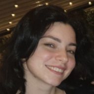 Merve Bolugur, 36 (電視女演員)