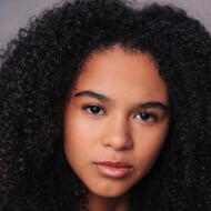 Mia Fowler, 17 (TV Actress)