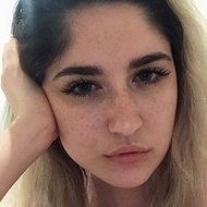 Mia Layla, 28 (Instagram Star)