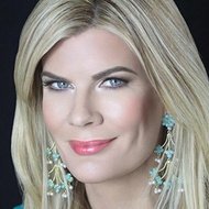 Mia Matthews, 54 (Attrice TV)