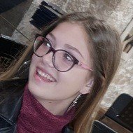 Mia Negovetic, 21 (Cantante Pop)