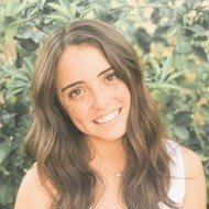 Mia Newcombe, 19 (TikTok明星)