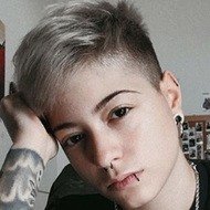 Micaela Selser, 25 (Star di YouTube)