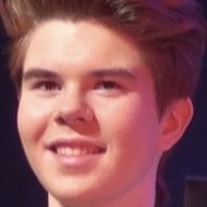 Michael Andreas Häringer, 24 (钢琴家)