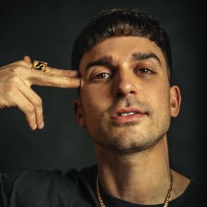 Michael Bibi, 35 (唱片骑师)