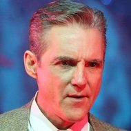 Michael Praed, 63 (電視演員)