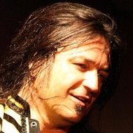 Michael Sweet, 62 (金属歌手)