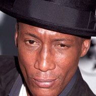 Michael Wright, 69 (Filmschauspieler)