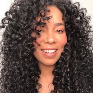 Micheli Machado, 44 (喜劇演員)