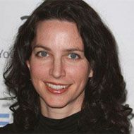 Michelle Paradise, 54 (Sceneggiatore)