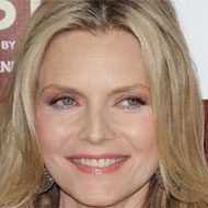 Michelle Pfeiffer, 65 (電影女演員)