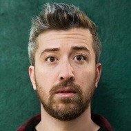 Mike Cannon, 40 (Diễn viên hài)