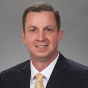 Mike Crawford, 51 (足球運動員)