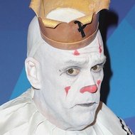 Mike Geier, 60 (Comediante)