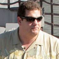 Mike Golic, 61 (电台主持人)