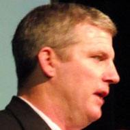 Mike Munchak, 65 (Treinador De Futebol Americano)