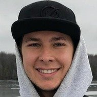 Mike Potochney, 28 (Star di YouTube)