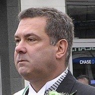 Mike Spano, 61 (Politicus)