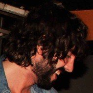 Mikel Izal, 43 (流行歌手)