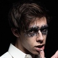 Mike's Dead, 30 (Rock Singer)