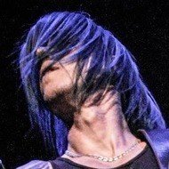 Mikey Alfero, 43 (Гитарист)