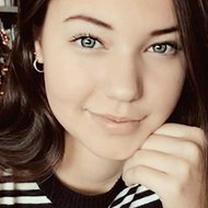 Mila Hockeychick, 21 (TikTok Star)