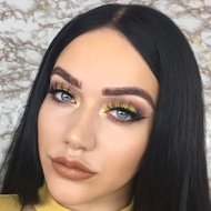 Militza Yovanka, 32 (Instagram明星)