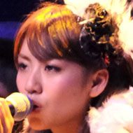 Minami Takahashi, 32 (Cantante pop)