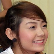 Minh Hang, 38 (Film Actrice)