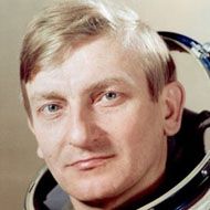 Miroslaw Hermaszewski (1941 - 2022) (Astronaut)