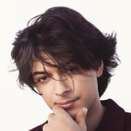 Mishaal Tamer, 24 (Pop Zangers)