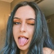 Miss Atmosphere, 27 (YouTube Star)