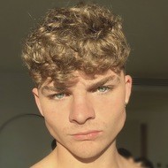 Mitch Fellingham, 22 (TikTok Star)