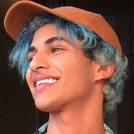 Moha Shmri, 26 (YouTube Star)