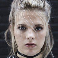 Molly Kate Kestner, 28 (YouTube明星)
