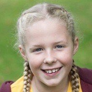 Molly Stead, 17 (TikTok明星)