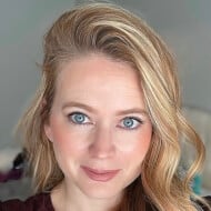 mollythemom, 37 (TikTok Star)