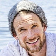 Molt, 36 (YouTube Star)