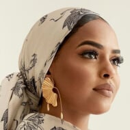 Mona Khalifa, 32 (Instagram Star)